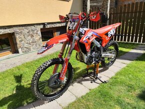 Predám Hondu CRF 250R 2022 - 2