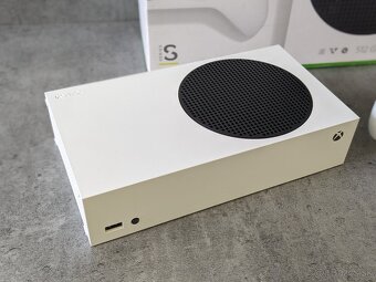 Xbox Series S 512GB, 1 ovládač - 2