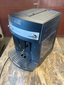 Delonghi Magnifica ESAM 3000 - 2