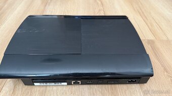 Playstation 3 superslim 60GB - 2