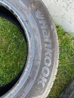 Predám 195/65 R15 letné Hankook - 2