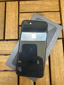 Apple iPhone 8 Black 64GB - 2