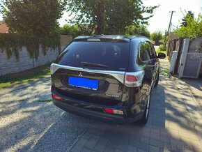 Mitsubishi Outlander Instyle  7 miestne diesel - 2