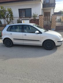 Volkswagen Polo - 2