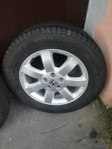 Alu disky originál Honda crv 2012 rozteč 5x114,3 +zimné pneu - 2