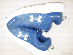 UNDER ARMOUR vel. 37,5 - 2