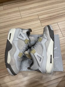 Air Jordan 4 SE Craft Photon Dust - 2