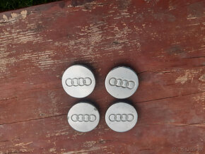 ALU KOLA 17 audi A8, A6, A4, 4D0601025B + krytky 4D0601170A - 2