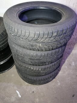 215/65R16 Paxaro - 2