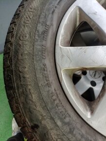 Predám letné pneumatiky s diskami 225/70 R 16 - 2