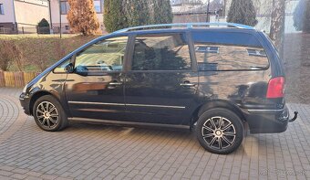 Volkswagen Sharan 2.0TDI 103kw M6 r.v.2008 - 2