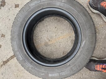 Predam zimné pneu 205/65r16c - 2