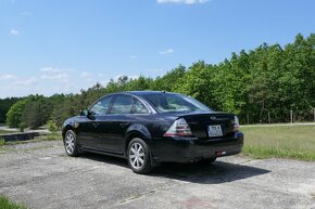 Ford Taurus, 196kw, 4X4 - 2