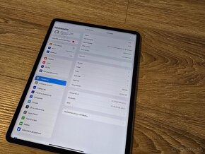 Apple iPad pro 12.9 6 generácie s procesorom M2 256GB - 2