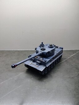 RC tanky PK Tiger I + T 90 (1:24) - 2