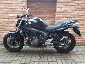 Motocykel Yamaha FZ 6S - 2