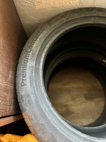 Continental 235/45 R17 - 2