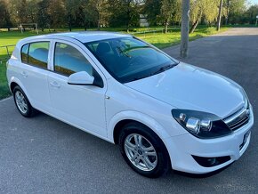 Opel astra h - 2