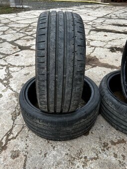 Pneu 225/35 R19 Tomket - 2