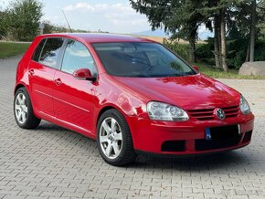 Volkswagen Golf 5 1,9Tdi - 2