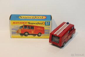 Matchbox SF Land Rover Fire truck - 2