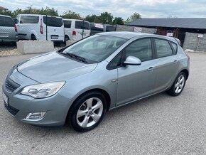 Opel Astra - 2