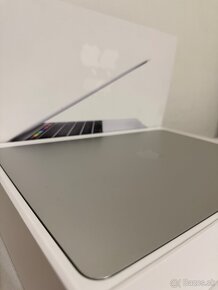 MacBook Pro 2018 13" TouchBar - 2