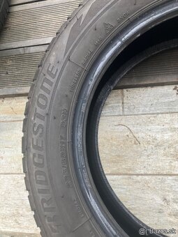 ___ 205/60 R17 zimne Bridgestone - 2