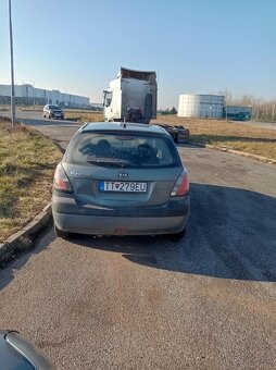 Kia rio 1.4 benzin - 2