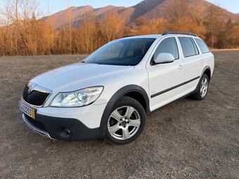 Skoda Octavia Scout 2.0TDI 4x4 103 kw - 2