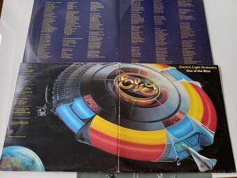 ELO  „2 LP Out Of  the Blue “  /Jet 1977/+vnut ob/texty, 1. - 2