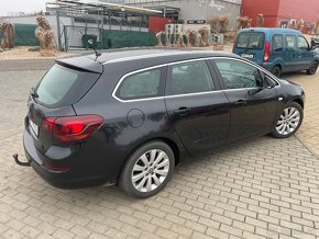 Opel Astra J 1.7 xenon led ťažné zariadenie - 2