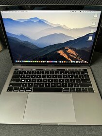 MacBook Pro 13' (2018) - 2