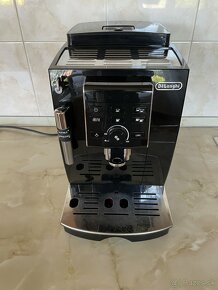 DeLonghi ECAM 23.120 - Čierny - 2