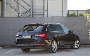 Škoda Superb Combi 2.0 TDI 190k 4x4 Style DSG - 2