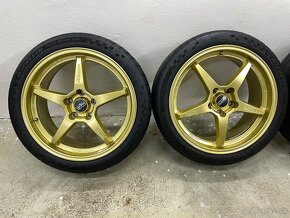 5x114,3 R18 OZ Racing CRONO HT - 2