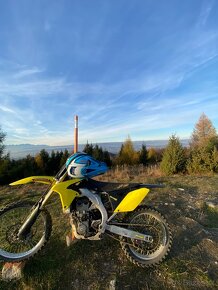 Suzuki RMZ 450 ( RM450Z ) - 2