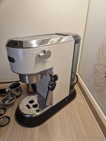 Kávovar delonghi pákovy - 2