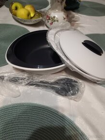 Trmo miska tupperware 2,1L nová - 2