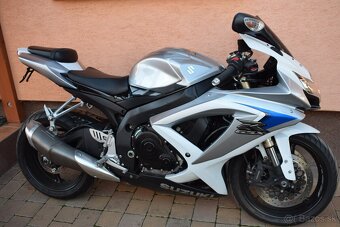 SUZUKI GSX-R 600 - 2