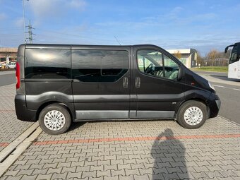 Opel Vivaro Tour 2.5 CDTi Westfalia 7 míst automat - 2