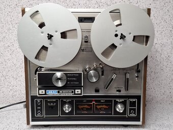 REEL TO REEL / AKAI X-201D / C-F 3 HEAD 3 MOTOR AUTO REVERSE - 2