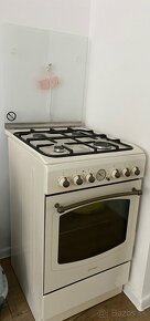 Indesit Retro Kombinovaný Sporák - 2