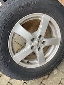 Alu sada 5x110 DEZENT s pneu 205/70 R15 - 2