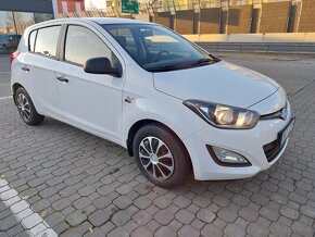 Hyundai i20  1,2 i, r.v.2014, ČR, najeto 81200 km, nová STK - 2