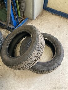 Predam zimne barum 195/65r15 - 2