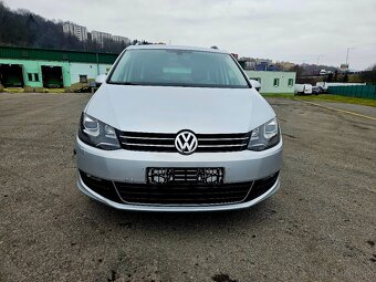 VW Sharan 2.0 4x4 103kW DSG 7 miest bi-xenon ťažné  WEBASTO - 2