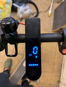 Xiaomi Mi Electric Scooter 3 - 2