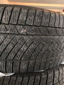 Continental zimne 4ks 255/45 R19 - 2