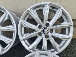 5X112 R17 7,0J ET34 DISKY AUDI - 2